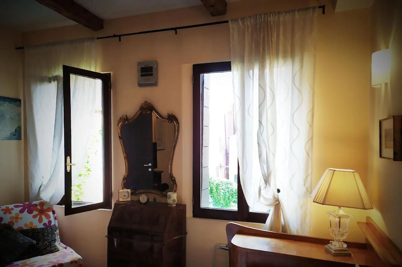 Ca Tron Apartment Next To Rialto Bridge Venice
